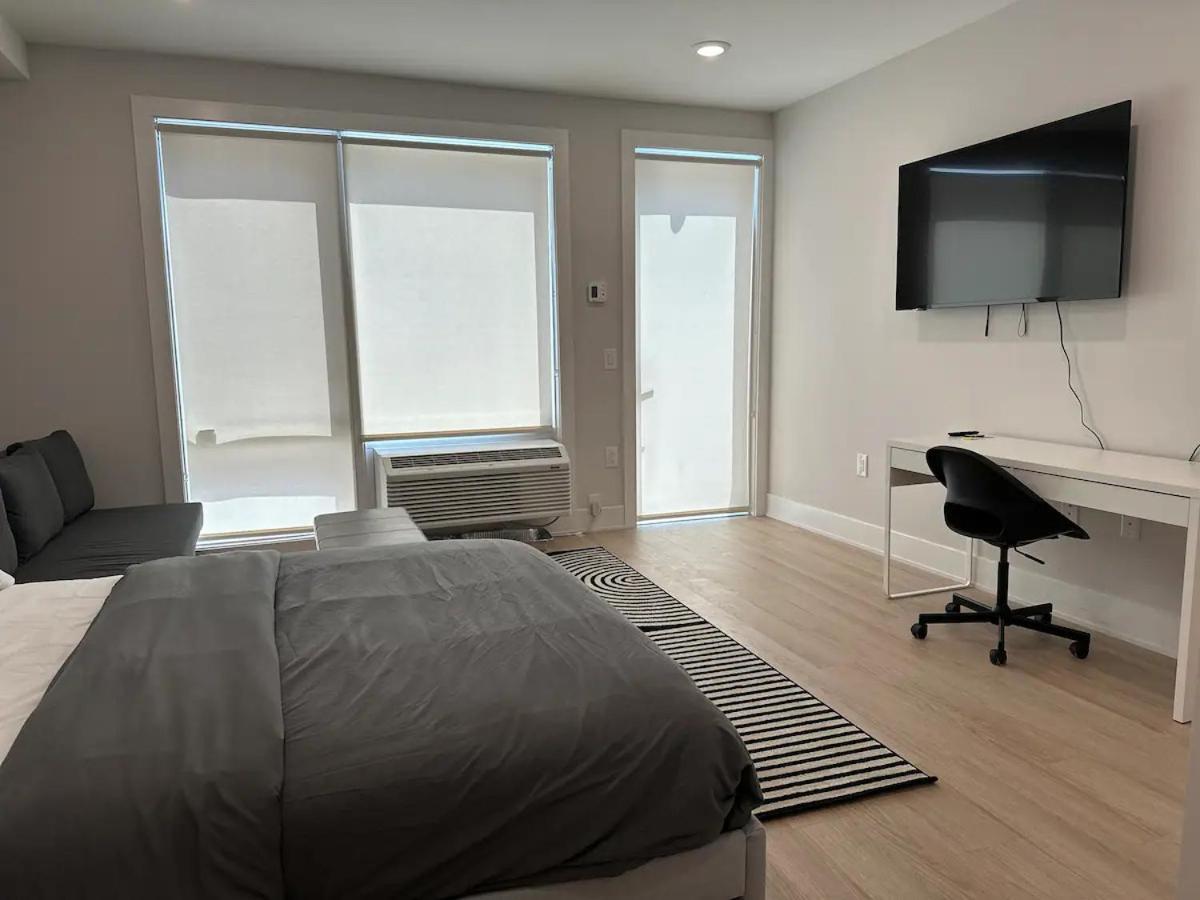 Luxury Stay For Nyc Visit Jersey City 7 Min Walk Nyc Train Station Экстерьер фото